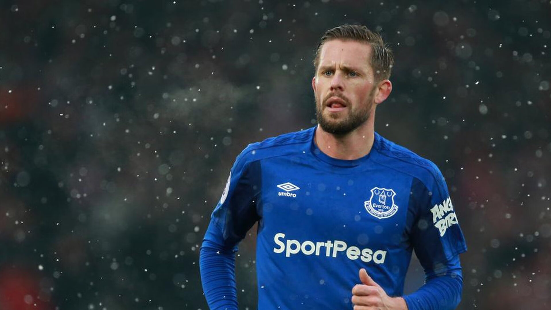 -哥伦比亚女足在巴黎奥运会比赛中以2-1战胜葡萄牙,哥伦比亚足球美女